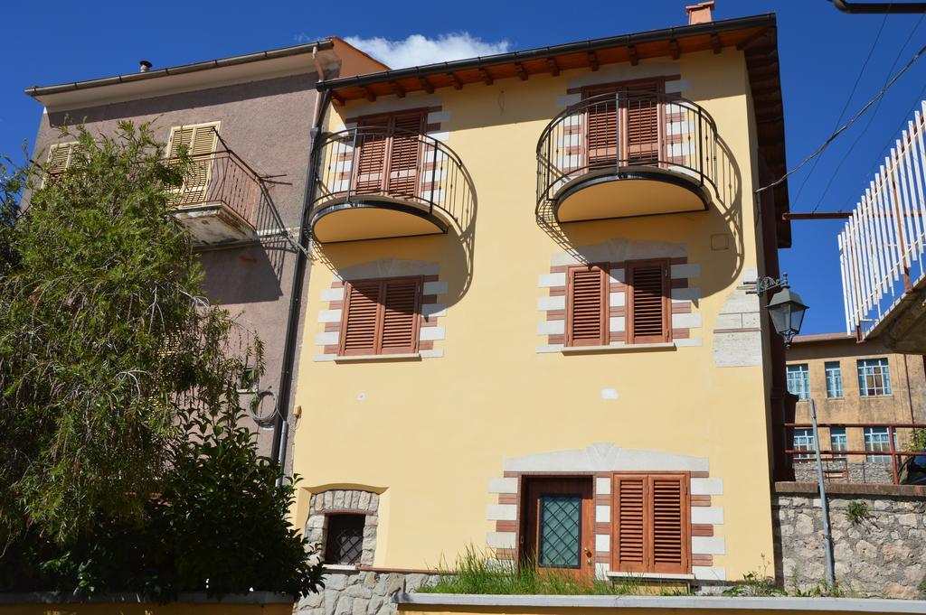 Guest House - Il Granaio Norma ภายนอก รูปภาพ