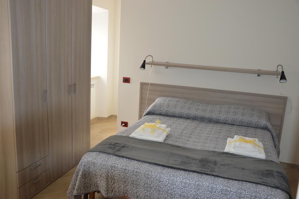 Guest House - Il Granaio Norma ภายนอก รูปภาพ