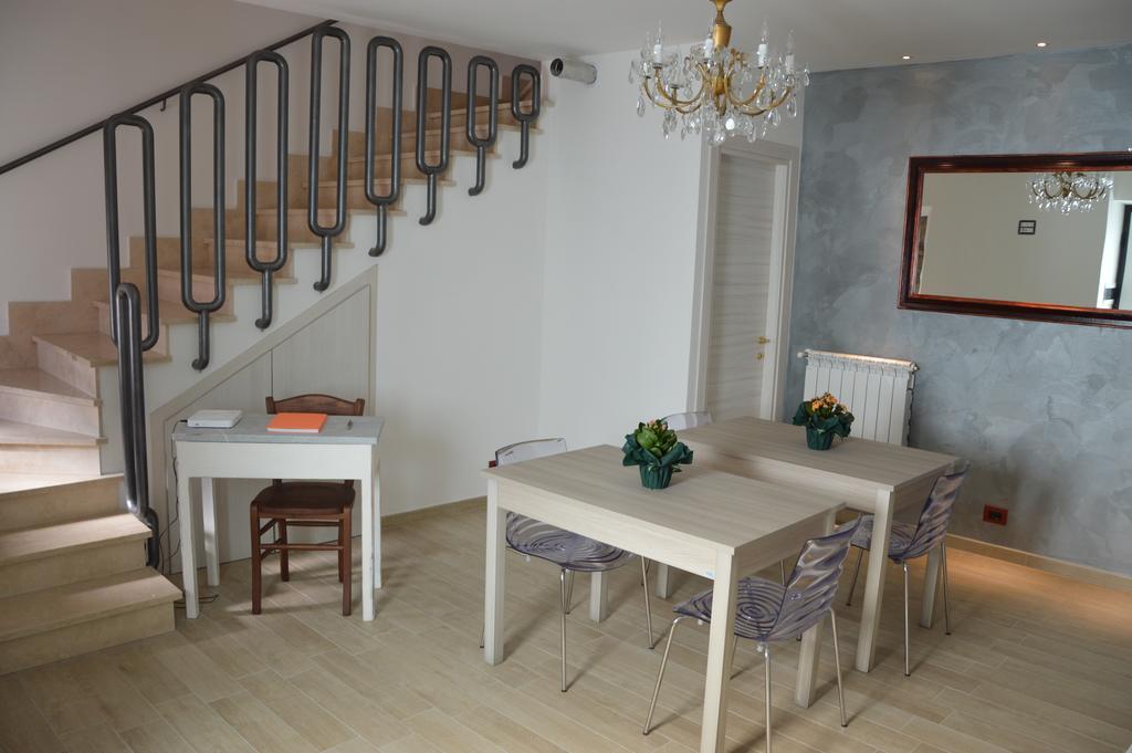 Guest House - Il Granaio Norma ภายนอก รูปภาพ